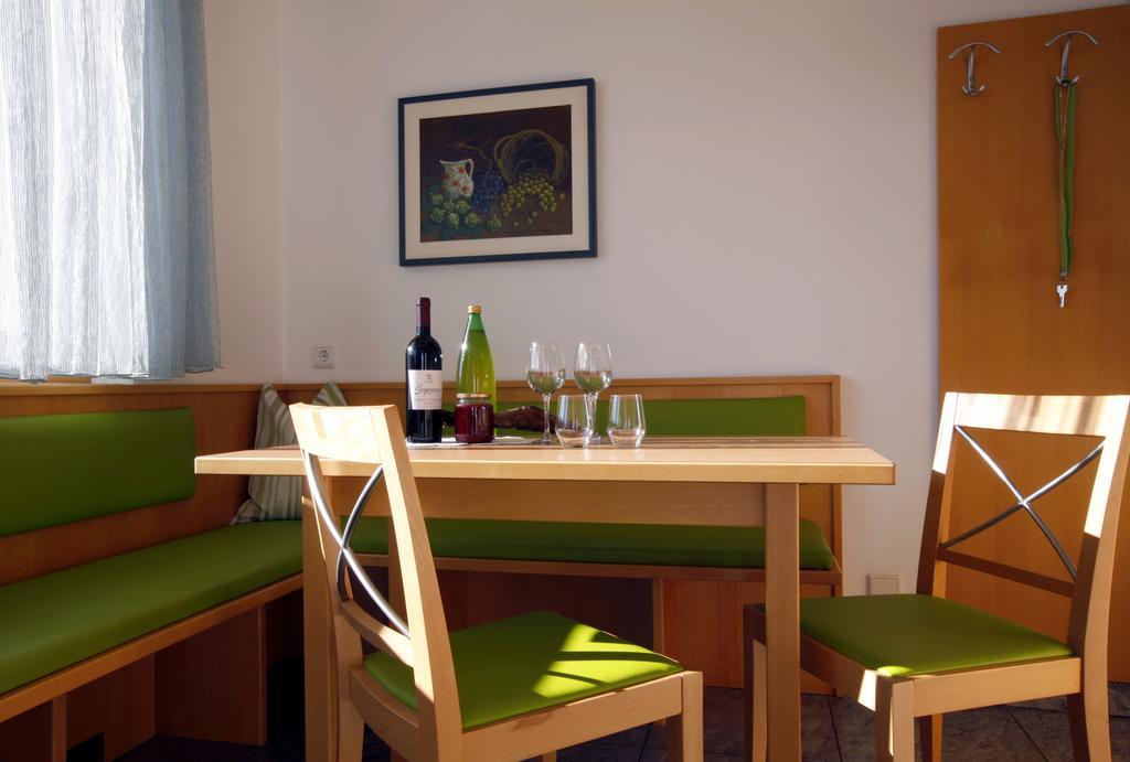 Millenniumshof Apartment Caldaro Ngoại thất bức ảnh